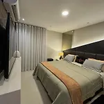 Lovely 2-Bedroom Condo With Pool